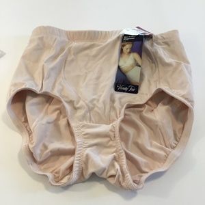 Vanity Fair Shapewear Brief -lift buttocks L - NWT